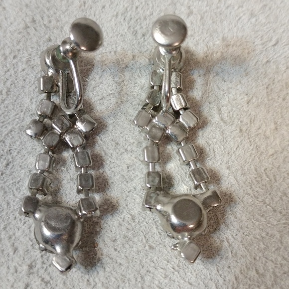 Rhinestone earrings screw on backs 1" x 3/4" - Picture 4 of 4
